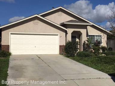 Main picture of 566 Desert Star Ct