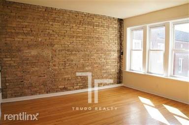 Main picture of 3034-48 W Wellington Ave & 3000-08 N Whipple St