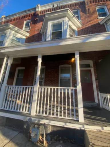 Main picture of 558 Kohn St