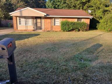 Main picture of 4791 Gardiner Dr