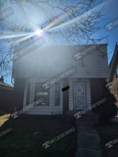 Main picture of 15082 Rochelle St