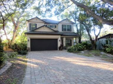 Main picture of 5503 S Elkins Ave