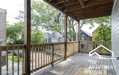 Main picture of 2100 W Barry Ave