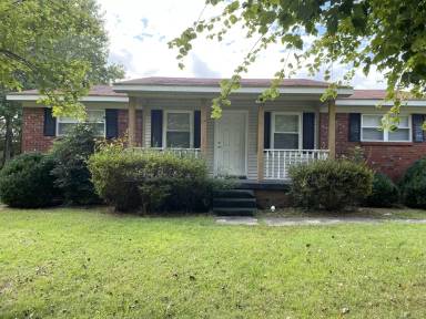 Main picture of 524 Cox St