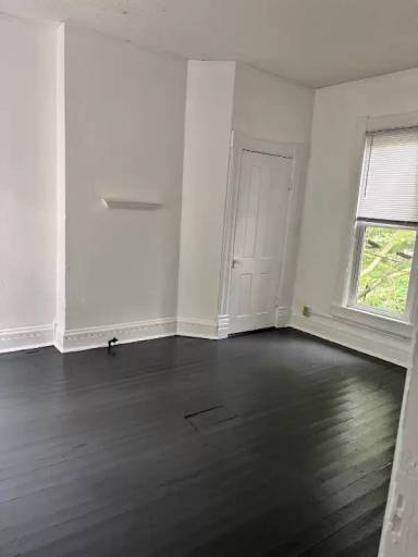 Main picture of 132 Hivling St
