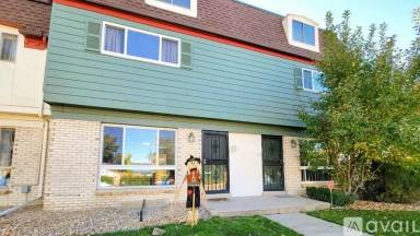 Main picture of 6336 E Mississippi Ave