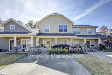 Main picture of 312 Shallow Dr