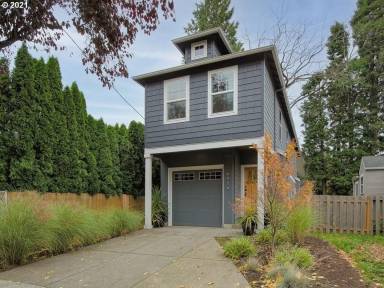 Main picture of 4924 SE Rural St