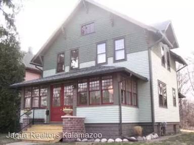 Main picture of 1814 Oakland Dr