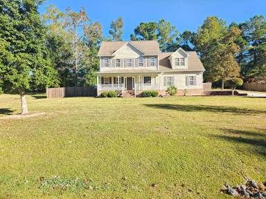 Main picture of 207 Crooked Creek Rd