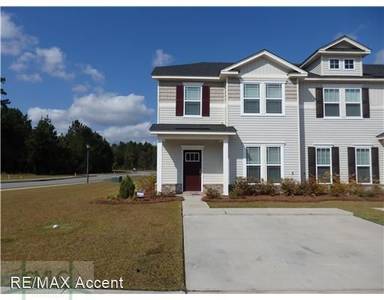 Main picture of 200 Ventura Pl