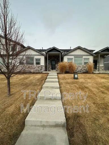 Main picture of 218 E Chestnut St