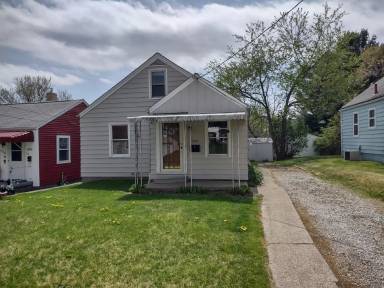 Main picture of 1616 24th St NE