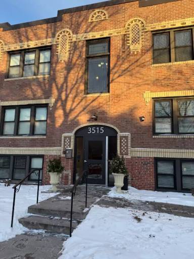 Main picture of 3515 2nd Ave S