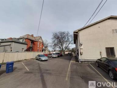 Main picture of 1291 Forsythe Ave