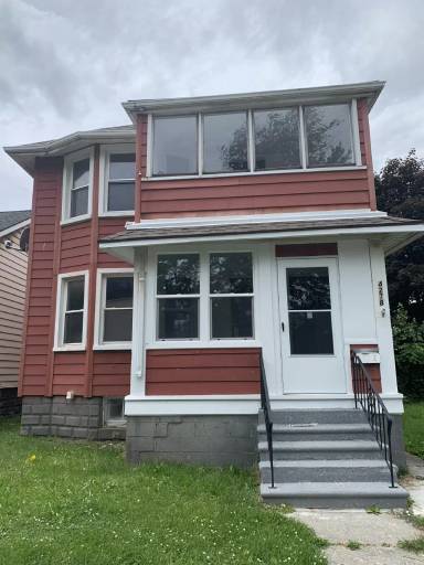 Main picture of 4278 Pitt St