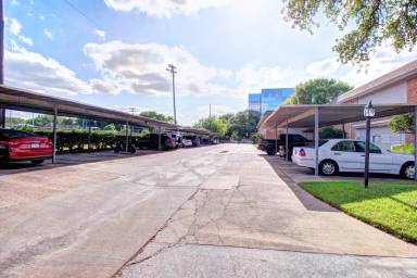 Main picture of 1223 Augusta Dr