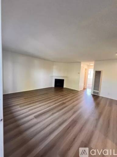 Main picture of 2065 Magnolia Ave
