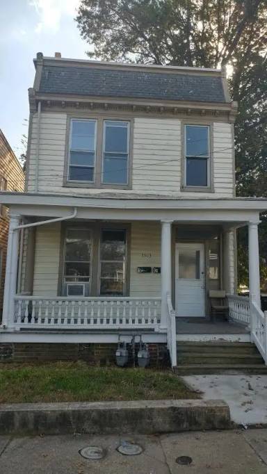 Main picture of 3503 E Marshall St