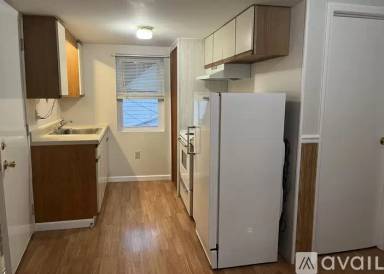 Main picture of 11 W Oak St