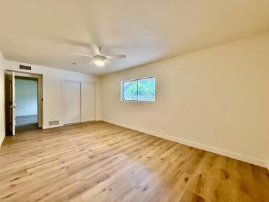 Main picture of 2610 S Ventura Dr