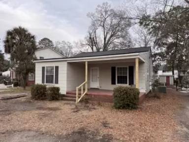 Main picture of 170 Queens Rd