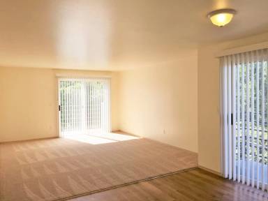 Main picture of Maple Leaf Plaza Apartments