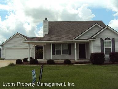 Main picture of 60 Oak St