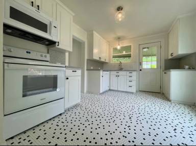 Main picture of 10531 NW 3rd St