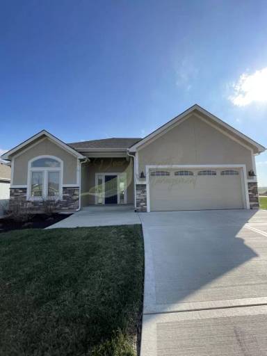 Main picture of 1713 W Glen Dr