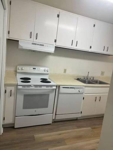 Main picture of North Point Apartments - 2658-A