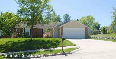 Main picture of 2902 Lake Town Dr