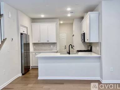 Main picture of 109 Sadie Cir
