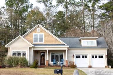 Main picture of 318 Meridian Ridge Ct