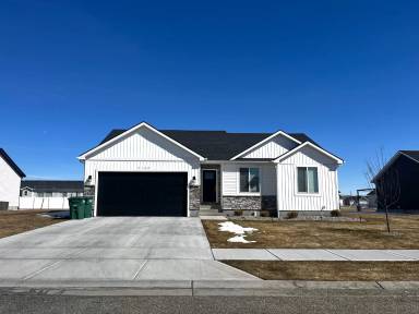 Main picture of 3742 Ventura Ave