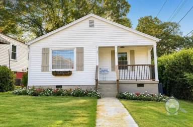 Main picture of 21 Mims Ave