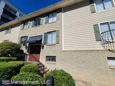 Main picture of 245 E Glenn Ave