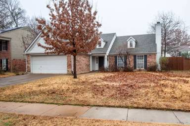 Main picture of 4705 Brenton Oaks Dr