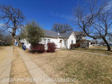Main picture of 1718 W Oak St
