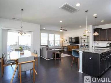 Main picture of 856 New Derby Ln