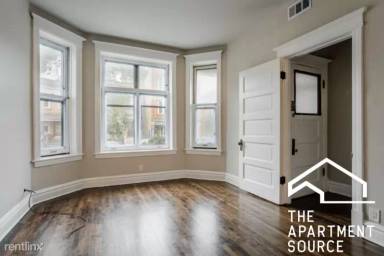 Main picture of 2523 N California Ave