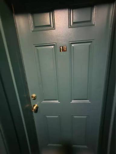 Main picture of 1410 W 94th St