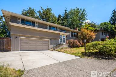 Main picture of 1321 SE Eastwood Ct