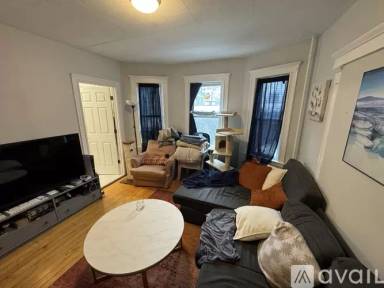Main picture of 11 Burnham St