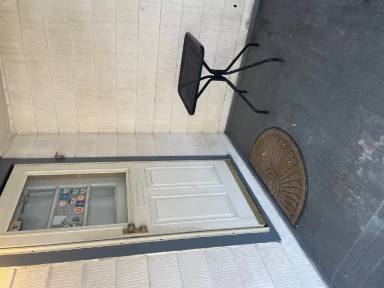 Main picture of 220 CHURCH ST - 3