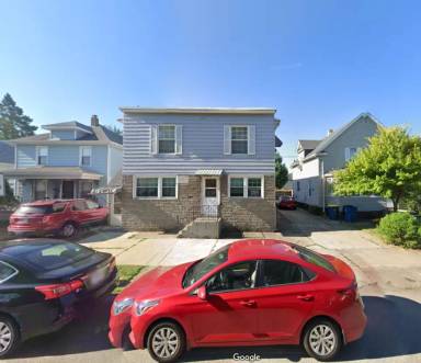 Main picture of 701 W 6th St