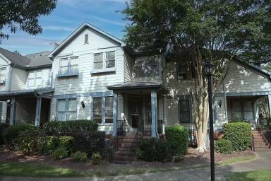 Main picture of 506 Presque Isle Ln