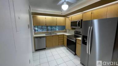 Main picture of 2621 Village Blvd