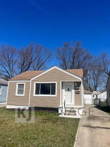 Main picture of 24400 Annapolis St