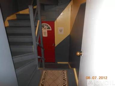 Main picture of 317 S Oak Park Ave